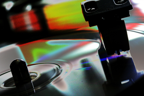 Vinyl vs. Digital - Missing the point? (Photo: spacepleb@Flickr)