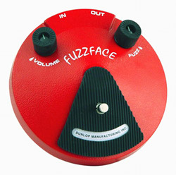 A Fuzz Effect Pedal