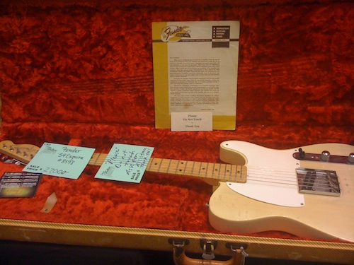 A vintage Fender guitar selling for $27,000 - would you hear the difference? (Photo: 3rdparty/Flickr)