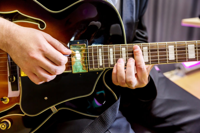 6 Steps to Learning Jazz Guitar Improvisation Musical U