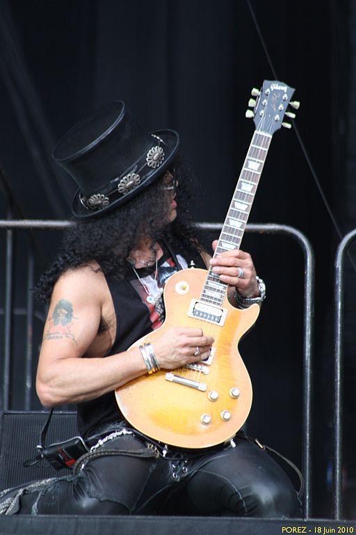 Slash with good guitar technique